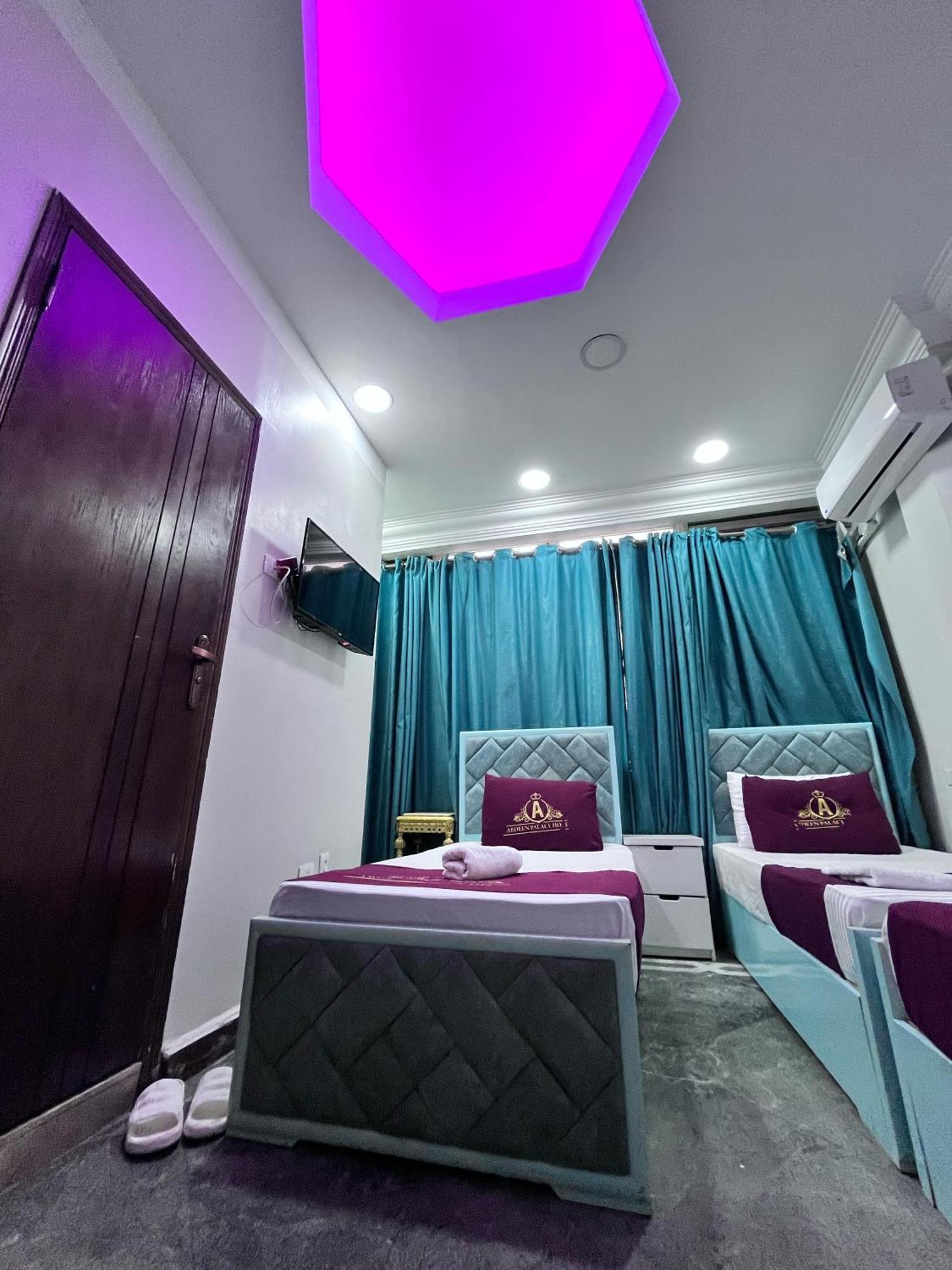 Abdeen Cairo Hostel エクステリア 写真